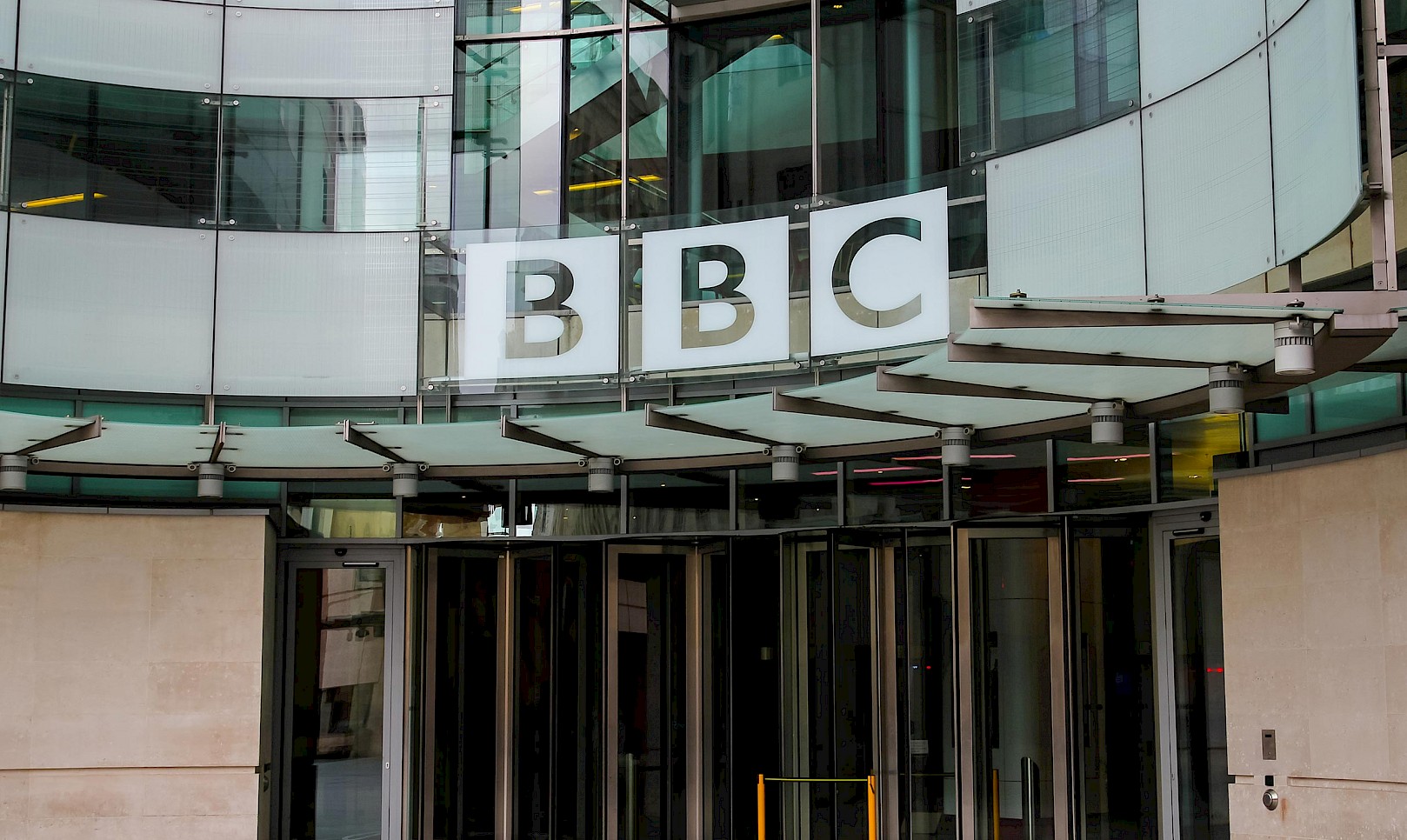 Breaking news… BBC investigates toughened flat glass
