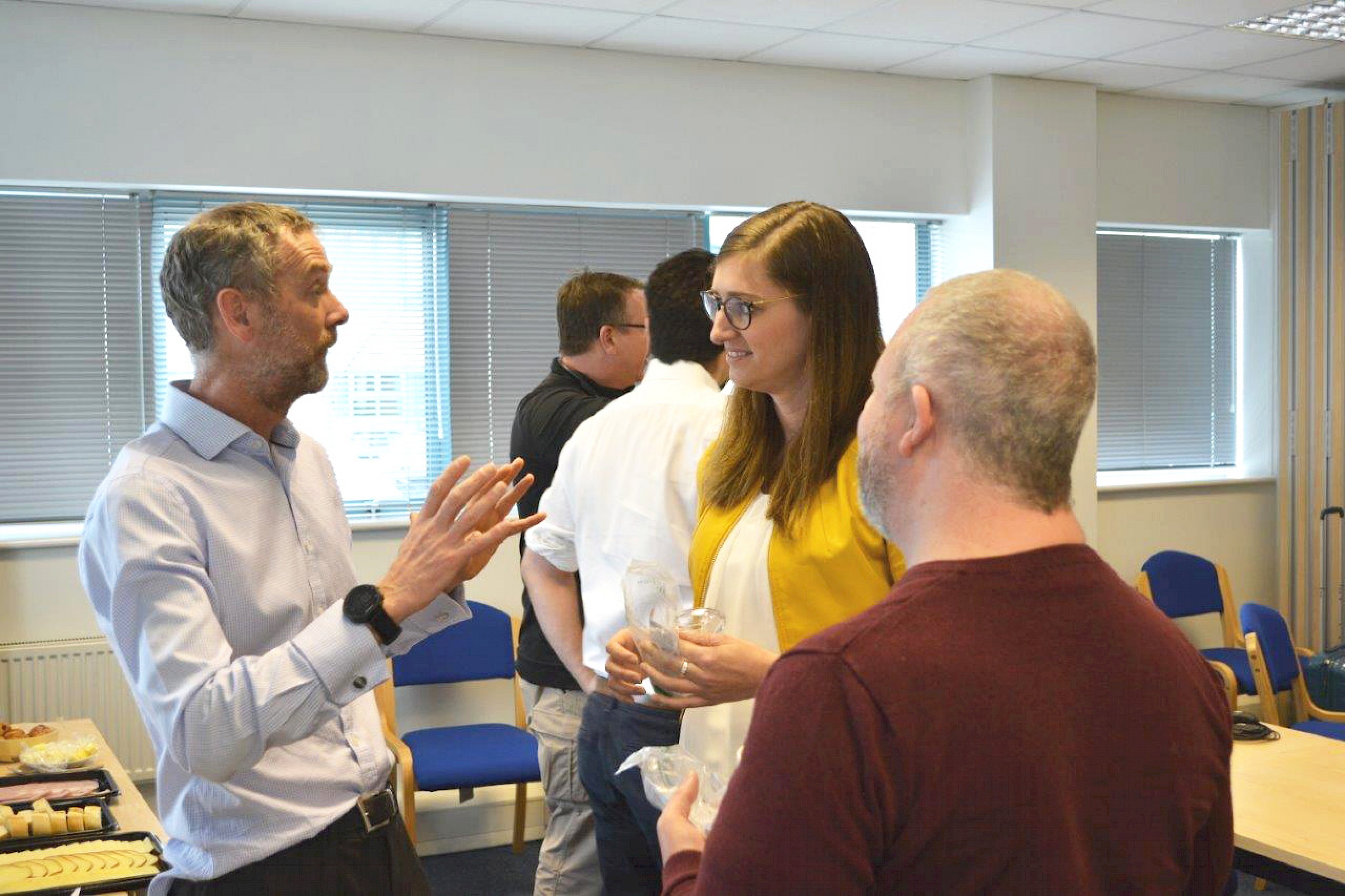 Group gaining advice on the glass products