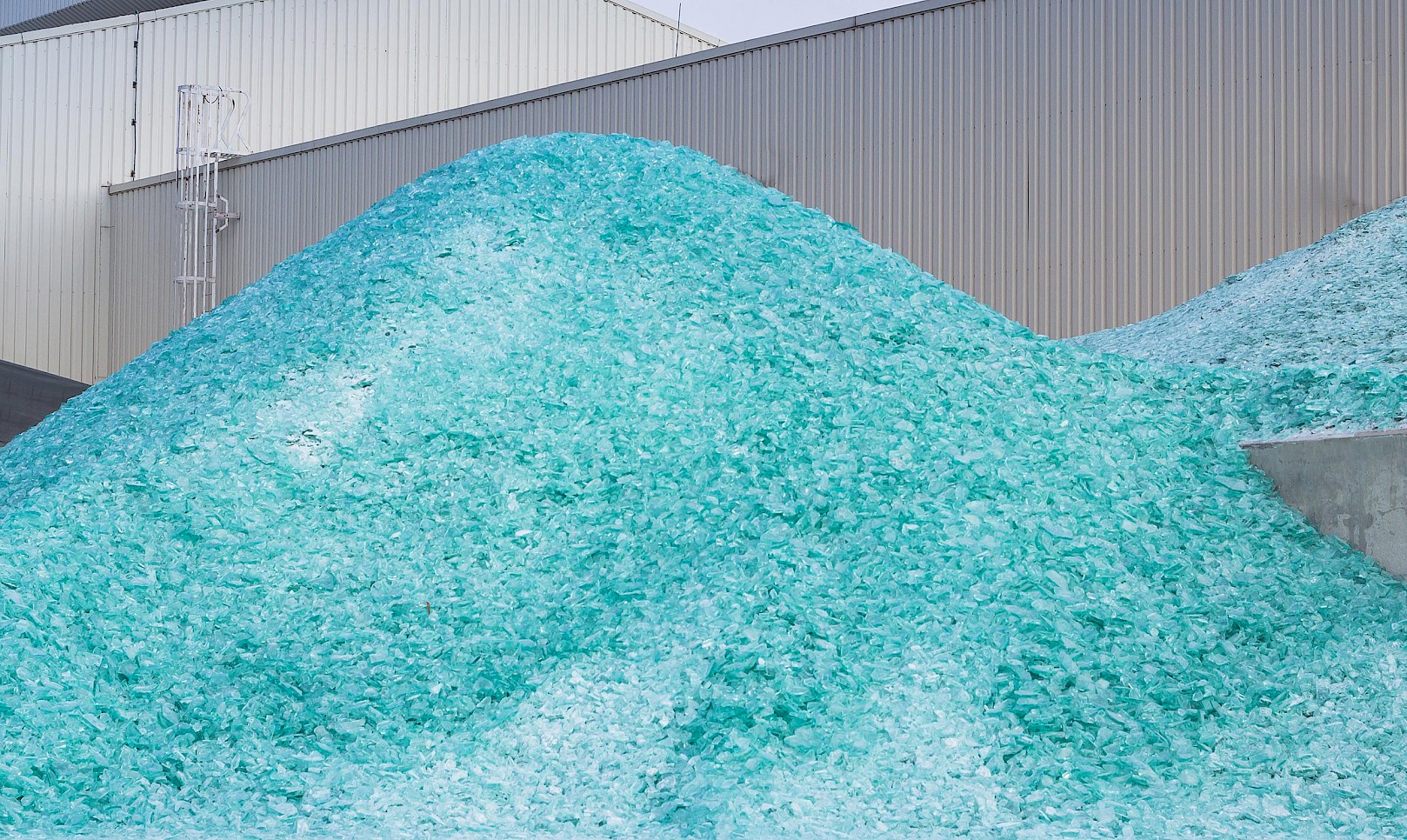 Recycling using glass cullet